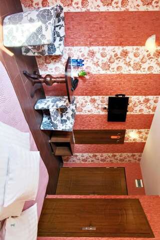 Отель Hotel Horda Слубице Двухместный номер с 1 кроватью или 2 отдельными кроватями и террасой-8